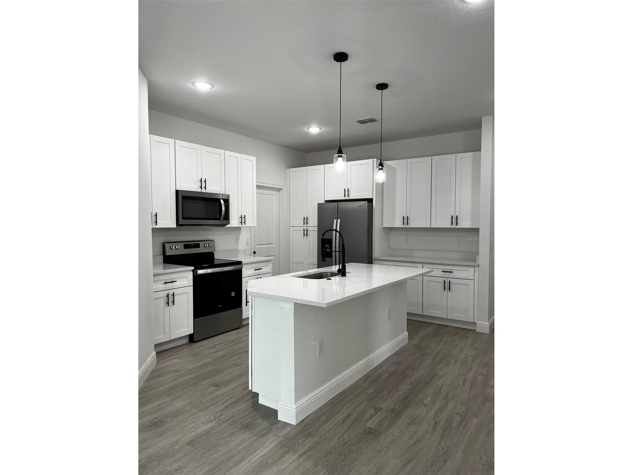 3 Fisher Place Drive Ocklawaha FL 32179 O6407242 image3