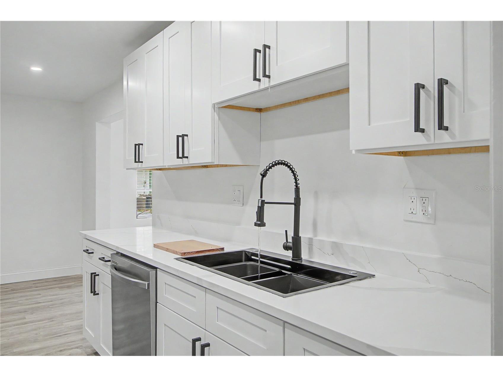 3 Kansas Street Beverly Hills FL 34465 W7886157 image3
