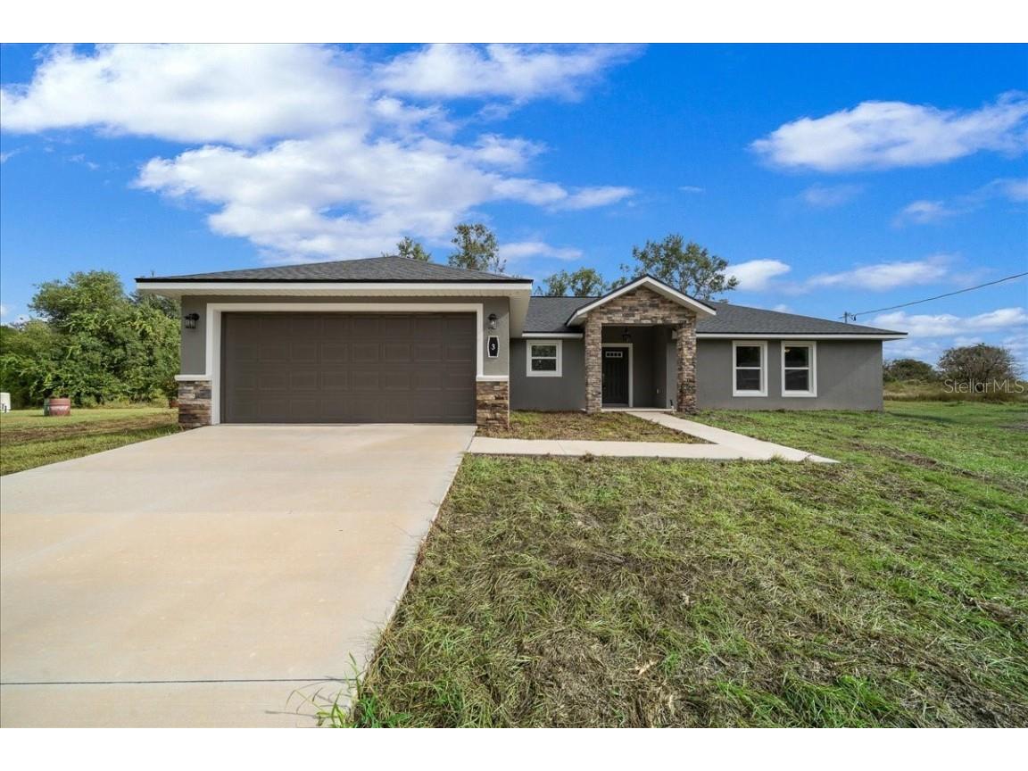 3 Malauka Radial Track Ocklawaha FL 32179 OM707454 image1