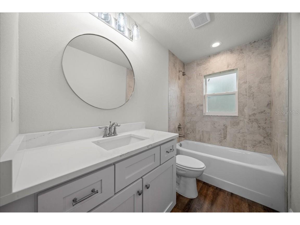 3 Malauka Radial Track Ocklawaha FL 32179 OM707454 image22