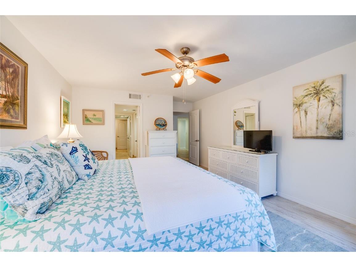 3 Oceans West Boulevard #1D6 Daytona Beach Shores FL 32118 V4940822 image28