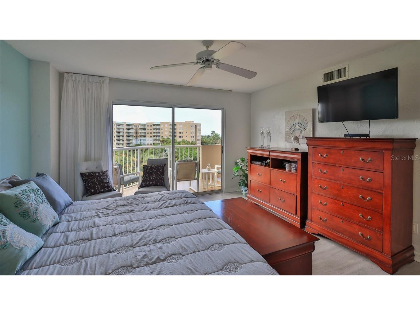 3 Oceans West Boulevard #5B4 Daytona Beach FL 32118 V4944300 image25