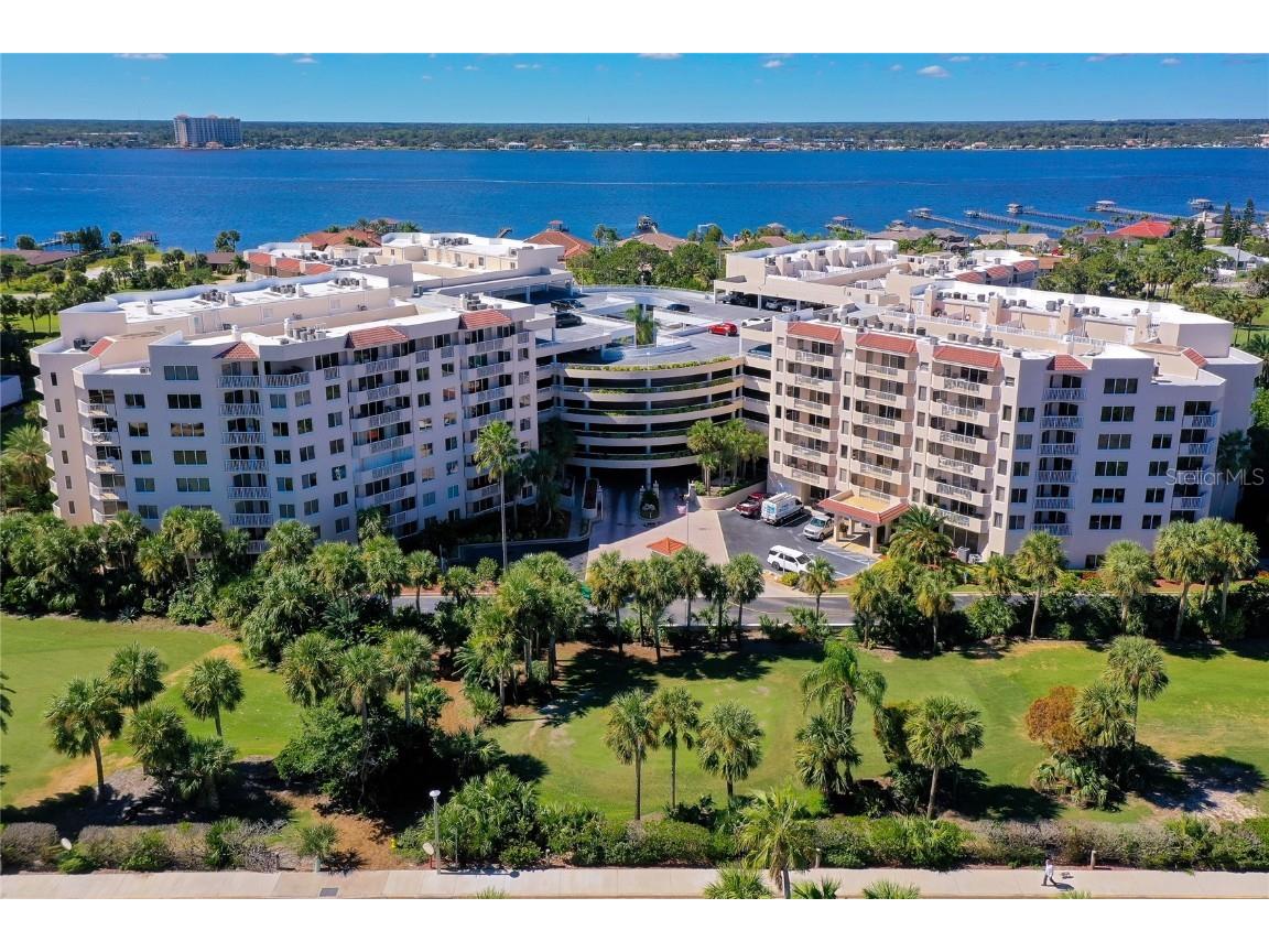 3 Oceans West Boulevard #6D6 Daytona Beach Shores FL 32118 V4932845 image1