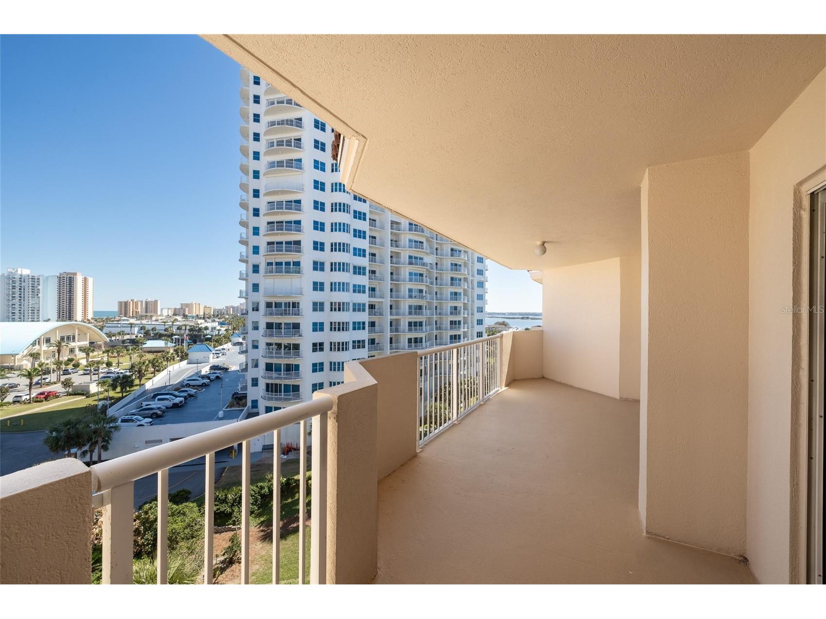3 Oceans West Boulevard #7C1 Daytona Beach FL 32118 V4947192 image31