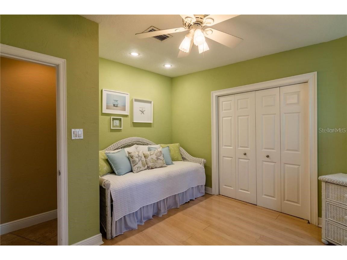 3 Paradise Lane Treasure Island FL 33706 - BOCA CIEGA BAY TB8368859 image24