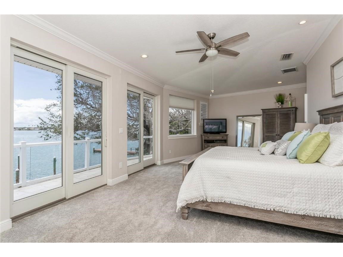 3 Paradise Lane Treasure Island FL 33706 - BOCA CIEGA BAY TB8368859 image42