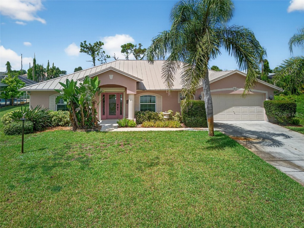 3 Pinehurst Court Rotonda West FL 33947 C7513239 image1