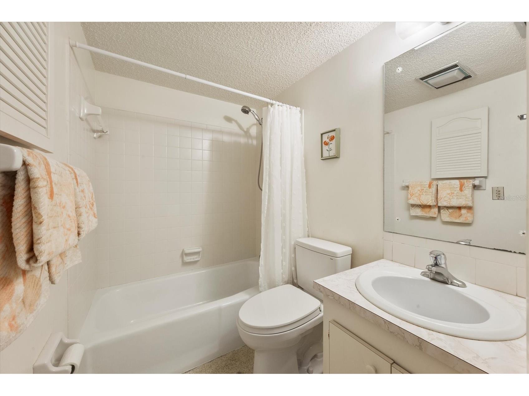 3 Quails Run Boulevard #8 Englewood FL 34223 D6145390 image15