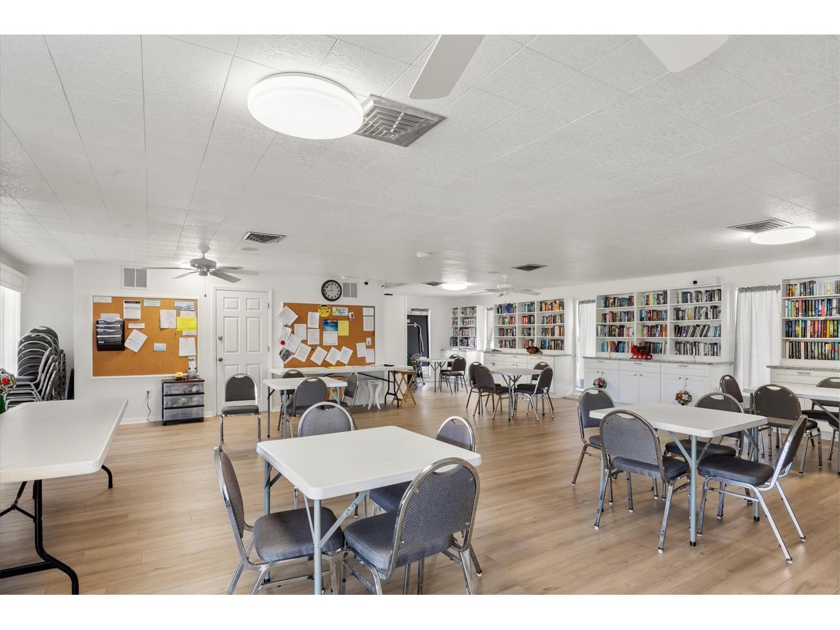 3 Quails Run Boulevard #8 Englewood FL 34223 D6145390 image25