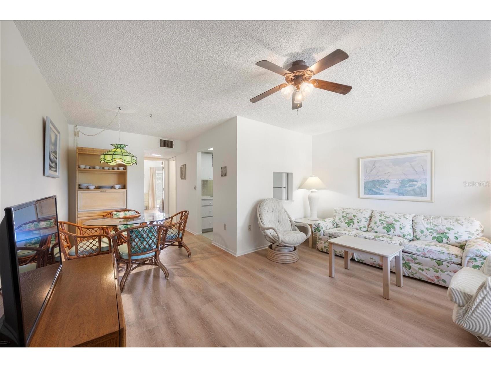 3 Quails Run Boulevard #8 Englewood FL 34223 D6145390 image6