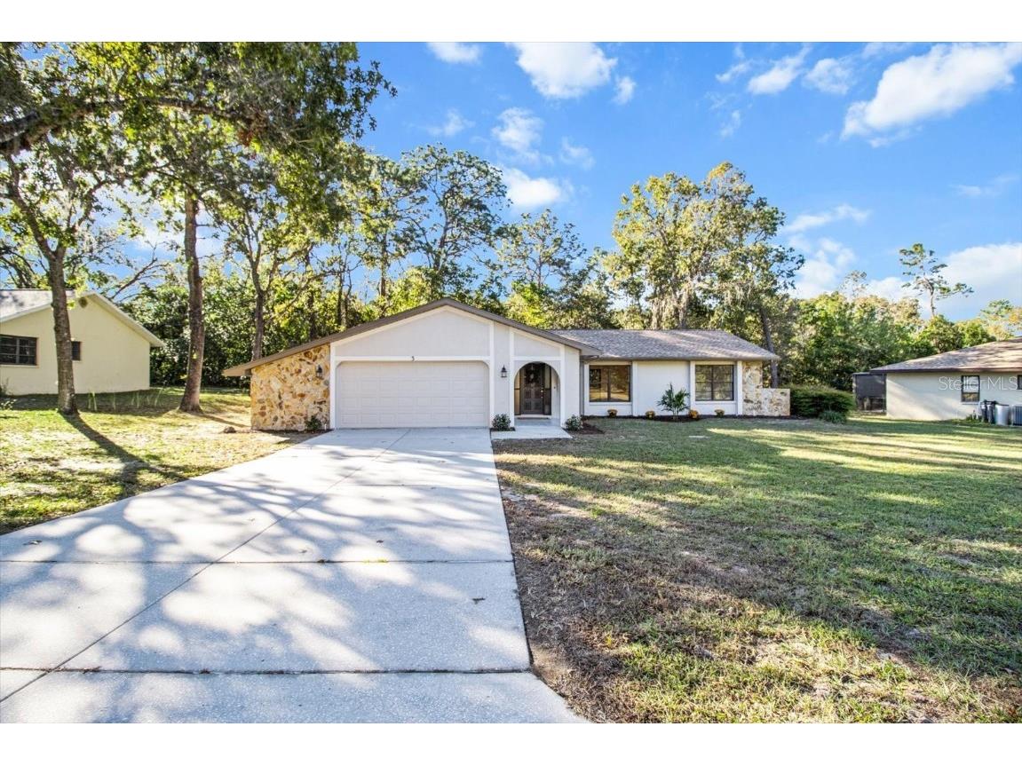 3 Shumard Court E Homosassa FL 34446 OM690276 image1