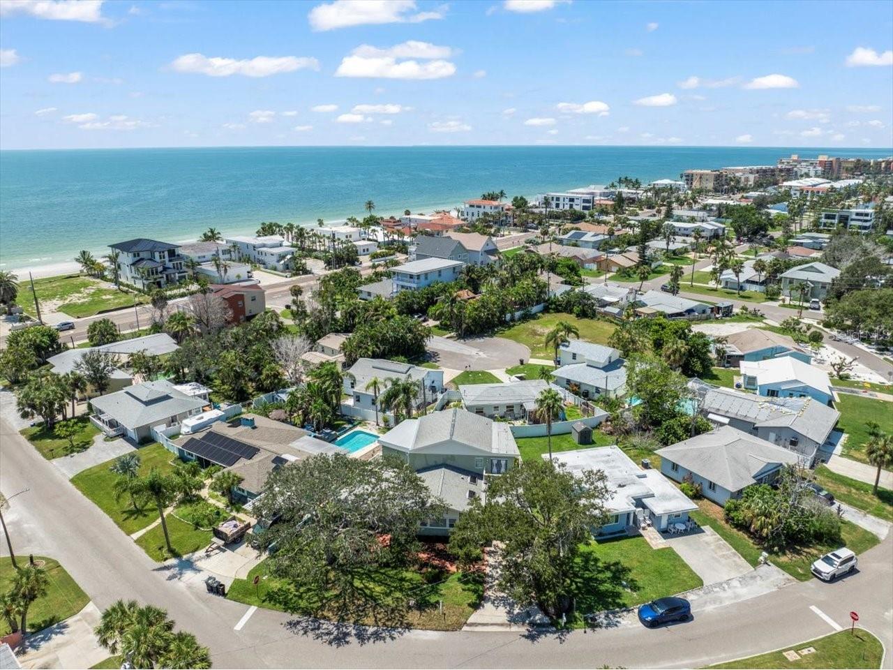 30 160th Avenue Madeira Beach FL 33708 TB8424211 image1