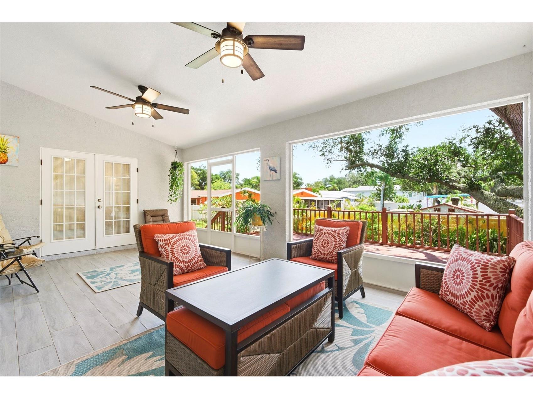 30 Glades Avenue Tarpon Springs FL 34689 TB8512914 image5
