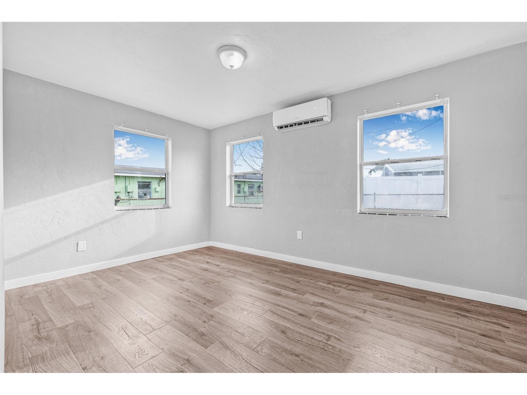 30 Lynn Way Madeira Beach FL 33708 TB8507793 image8