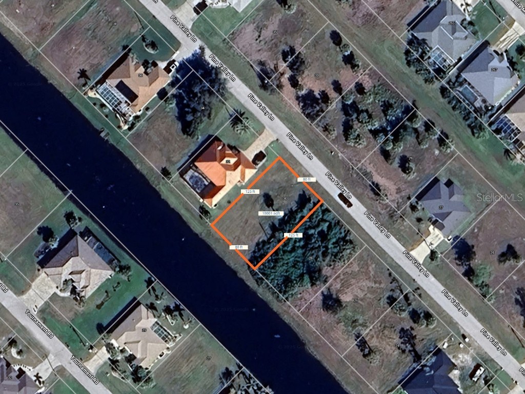 30 Pine Valley Lane Rotonda West FL 33947 D6144882 image1