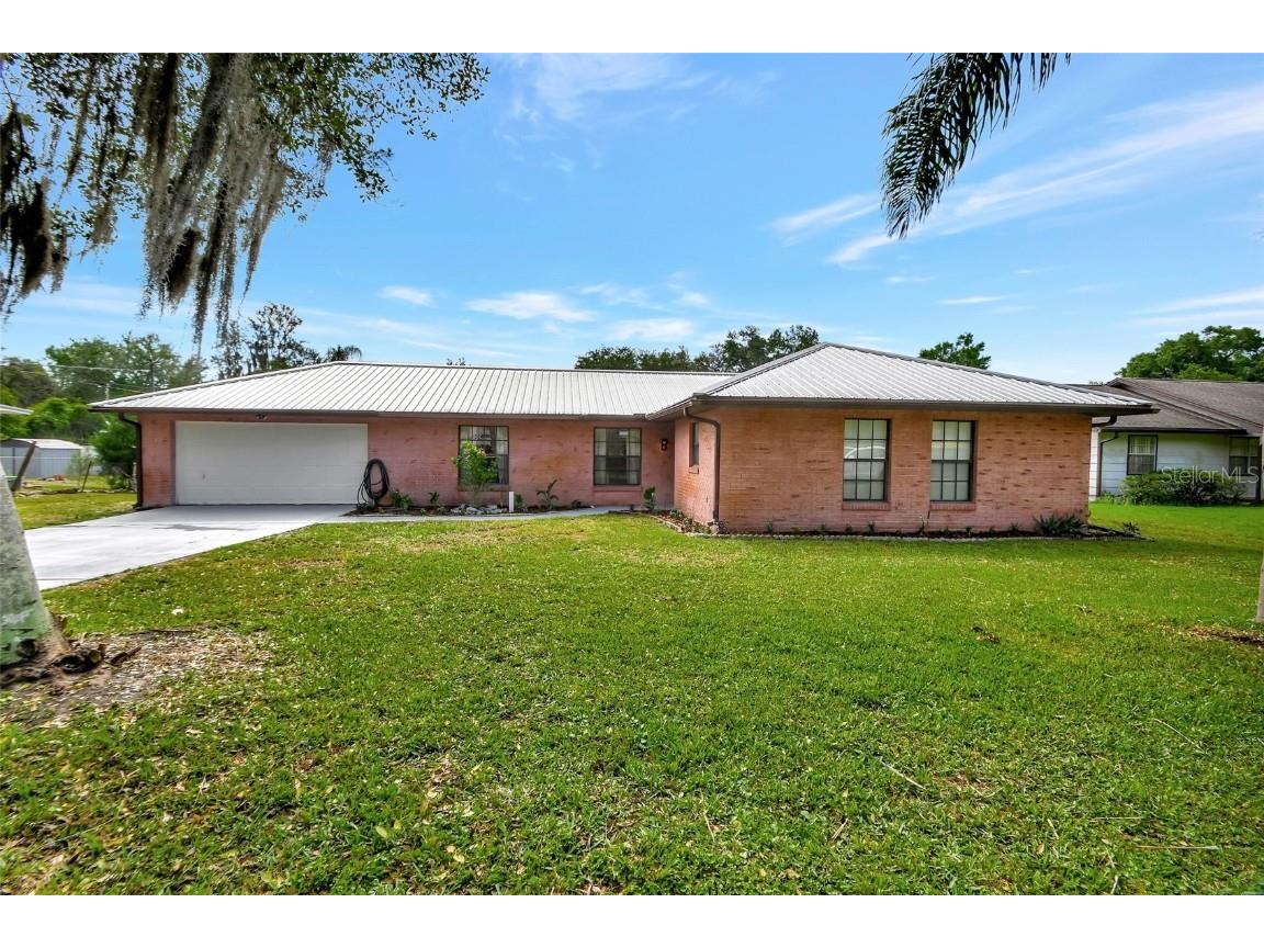 30 Poinsettia Drive Deland FL 32724 V4935502 image1