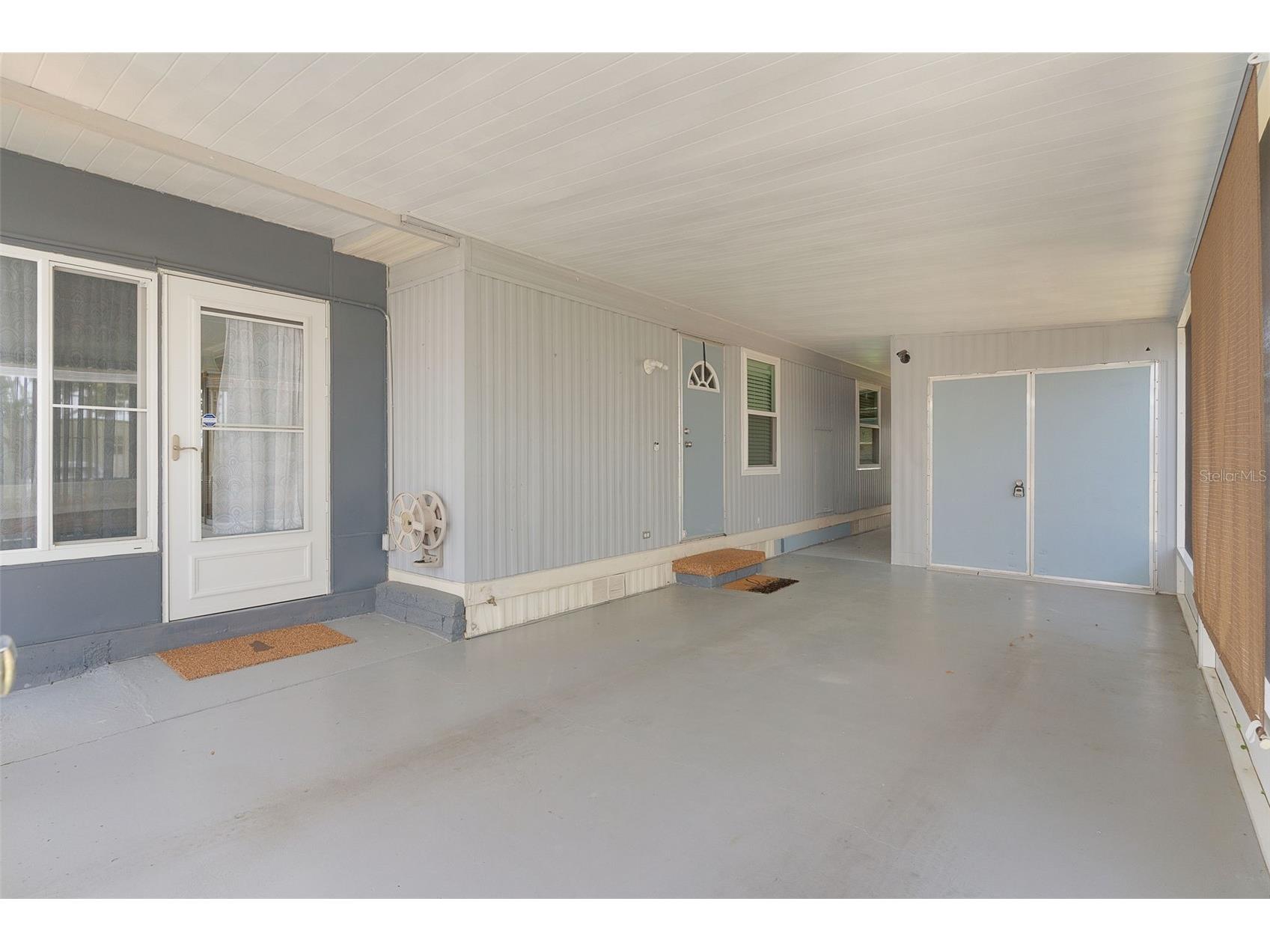 30 Riverview Drive Fruitland Park FL 34731 - LAKE GRIFFIN G5112073 image5