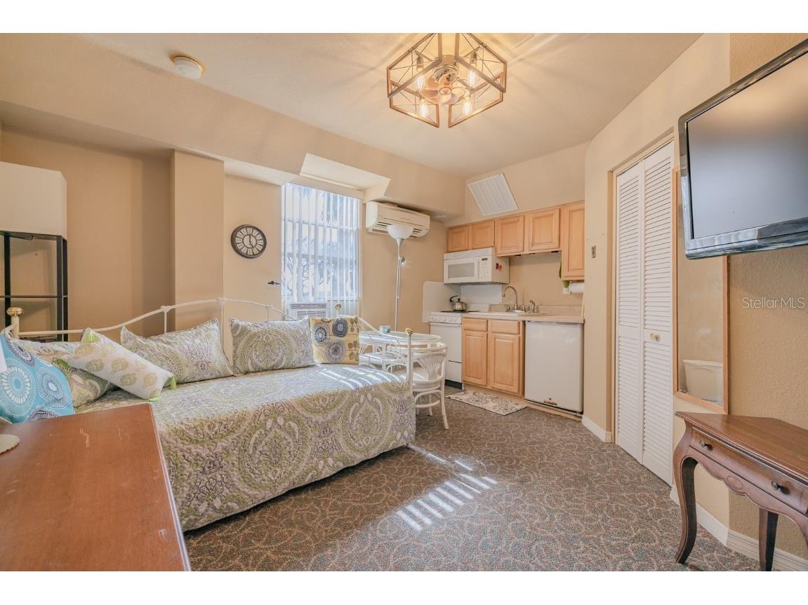 30 S Grandview Avenue Daytona Beach FL 32118 O6368546 image35