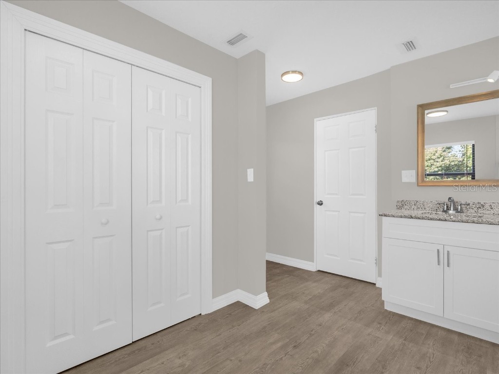 30 Sanford Avenue Debary FL 32713 O6358900 image17