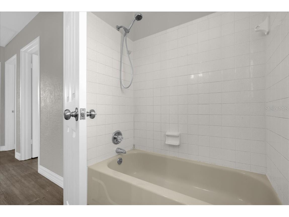 30 Sanford Avenue Debary FL 32713 O6358900 image19