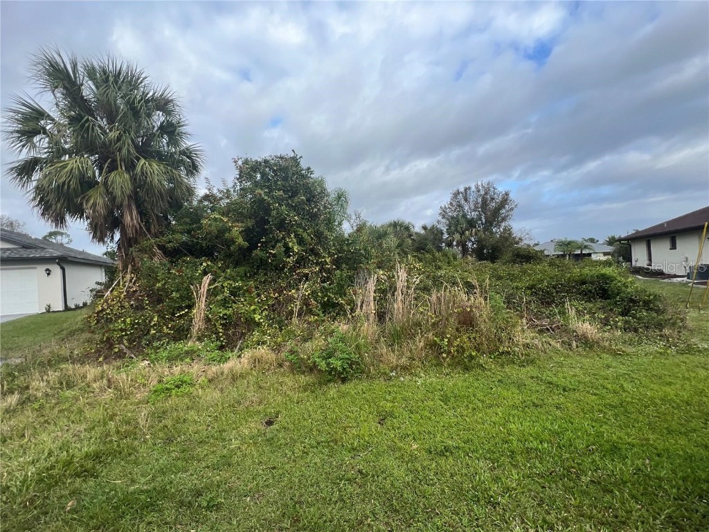 30 Santarem Circle Punta Gorda FL 33983 A4634732 image3