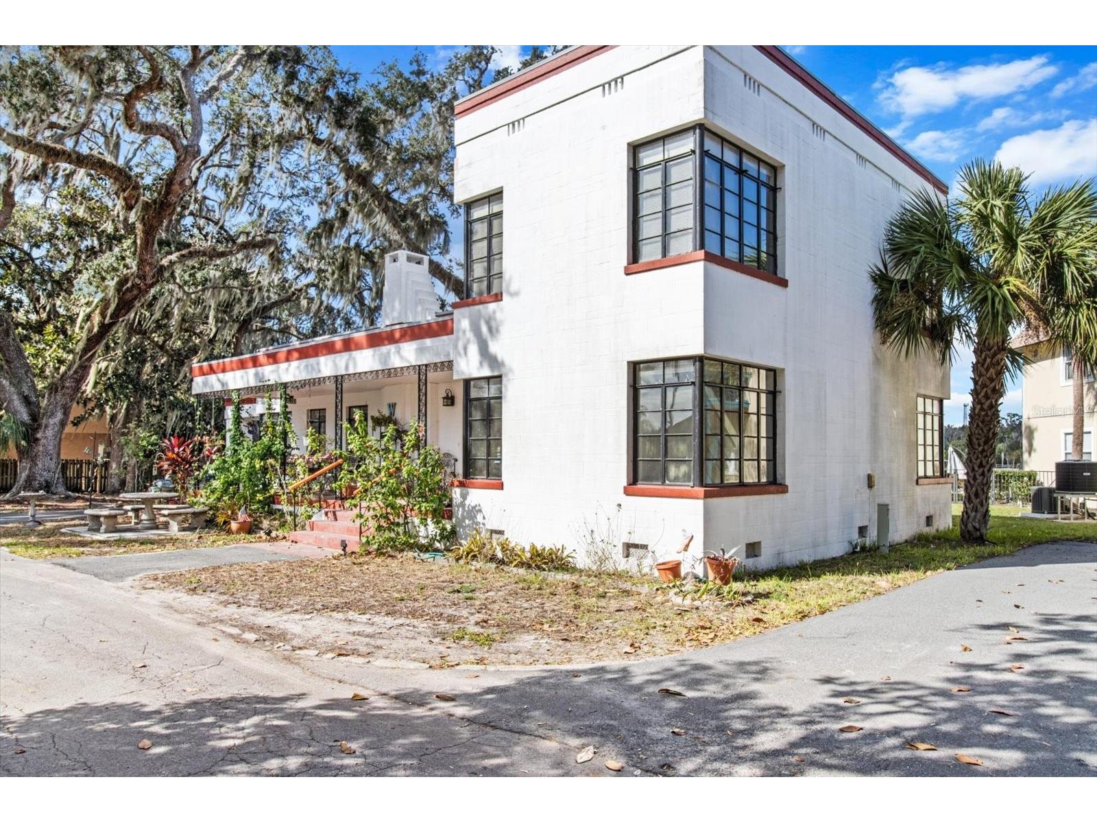 30 SE Kings Bay Drive Crystal River FL 34429 - HUNTER SPRINGS TB8323637 image1