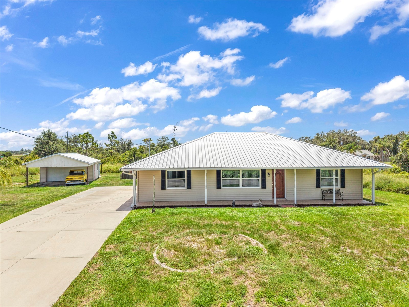 30 Success Drive Punta Gorda FL 33982 C7528217 image1