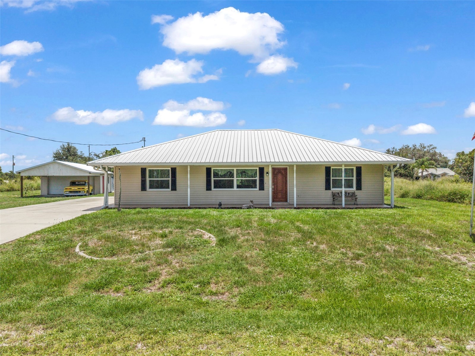 30 Success Drive Punta Gorda FL 33982 C7528217 image2
