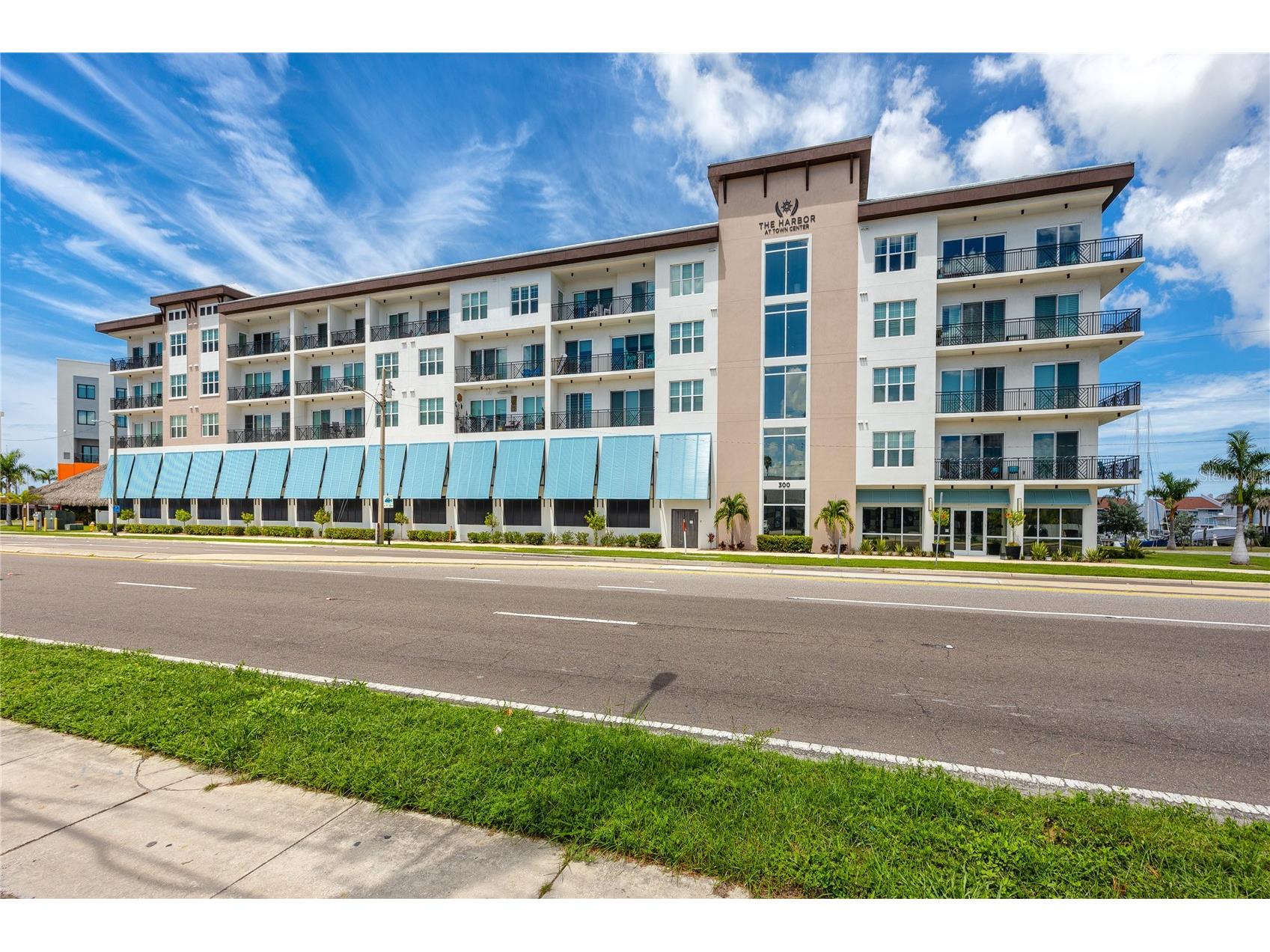 300 150th Avenue #305 Madeira Beach FL 33708 - BOCA CEIGA BAY TB8424281 image1