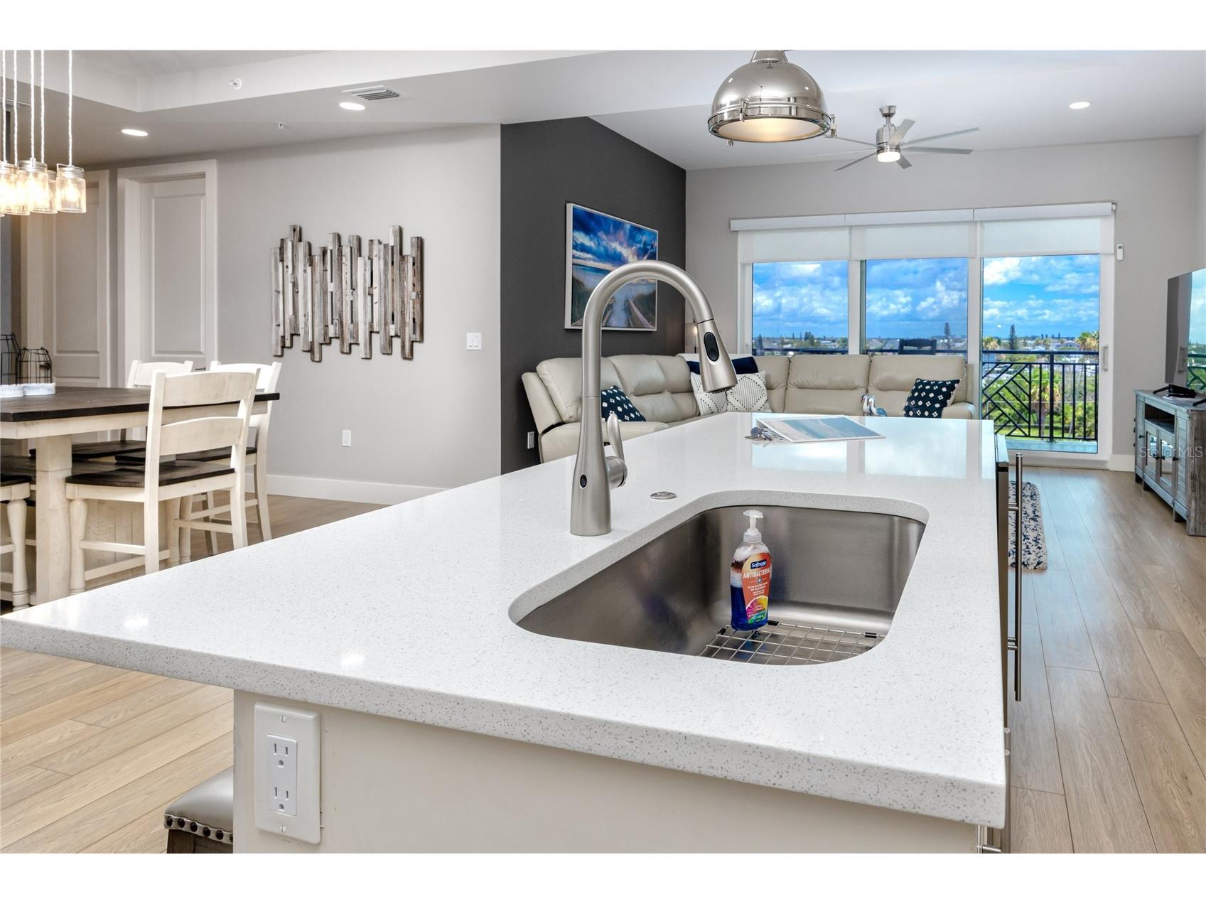 300 150th Avenue #502 Madeira Beach FL 33708 - BOCA CIEGA BAY TB8468937 image14