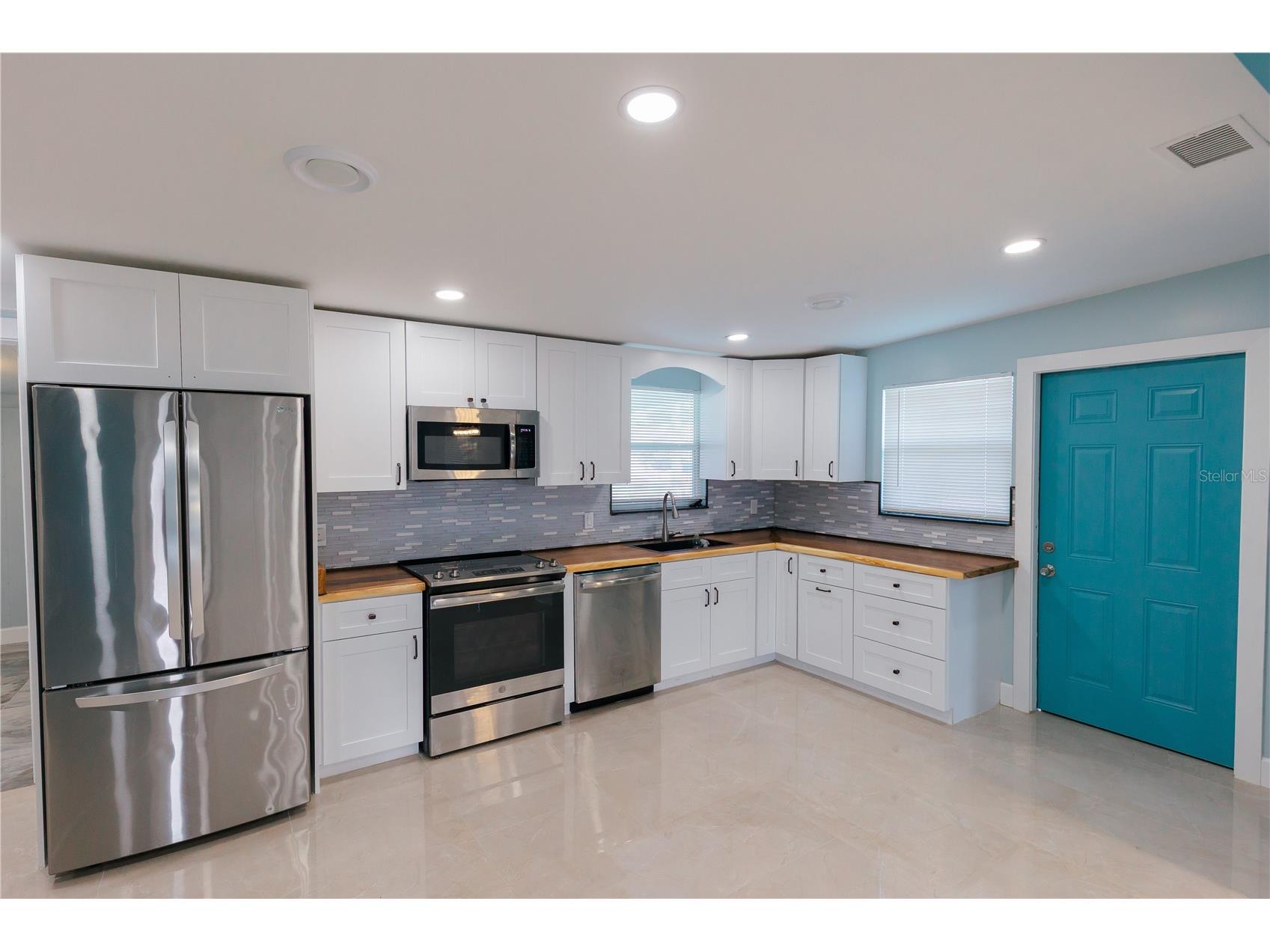 300 53rd Street W Bradenton FL 34209 TB8485045 image16
