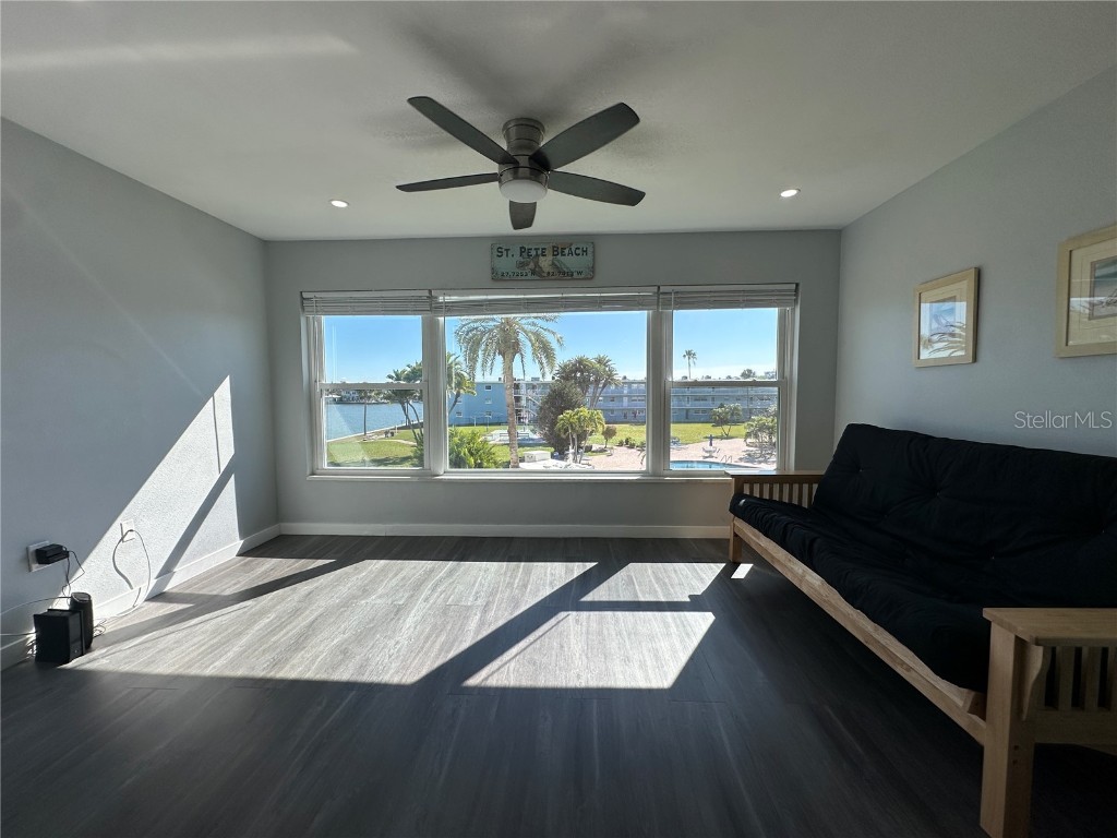 300 64th Avenue #318 Saint Pete Beach FL 33706 TB8456926 image15