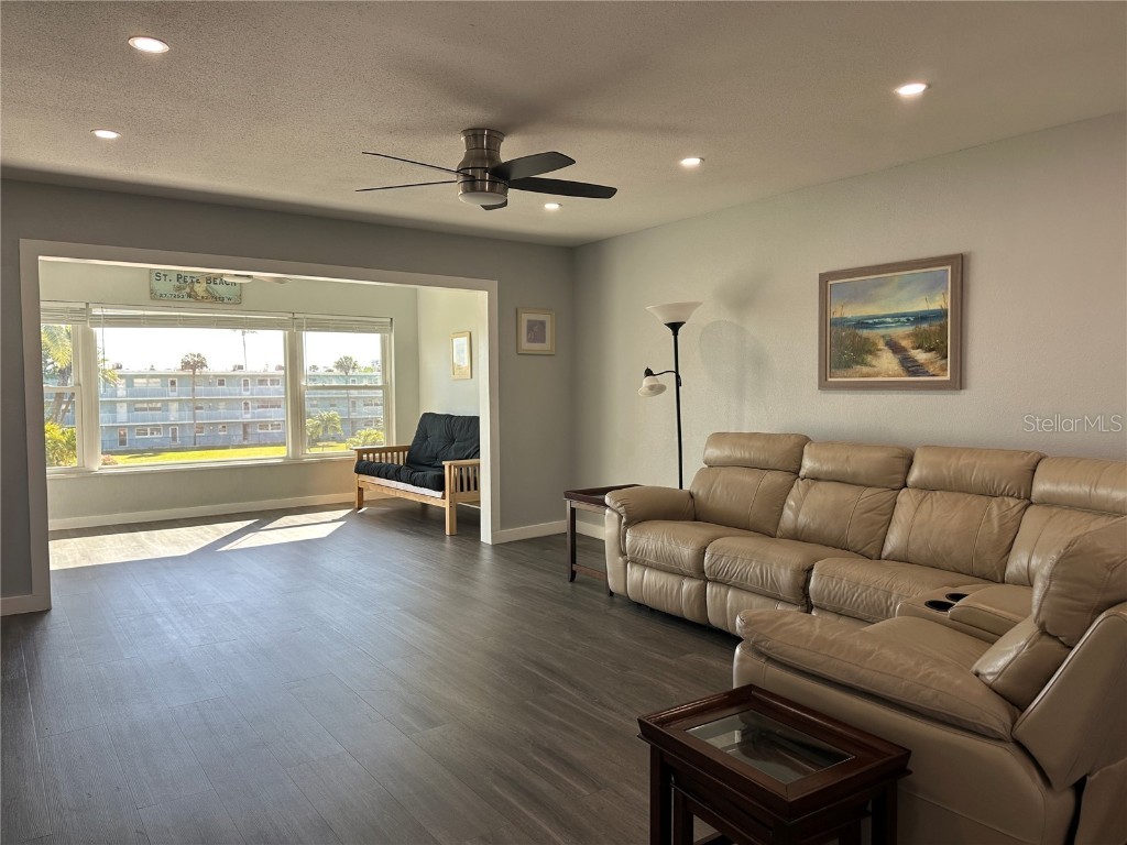 300 64th Avenue #318 Saint Pete Beach FL 33706 TB8456926 image16