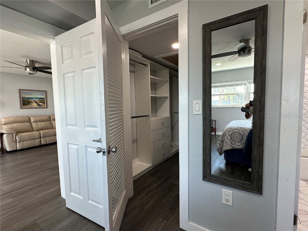 300 64th Avenue #318 Saint Pete Beach FL 33706 TB8456926 image23