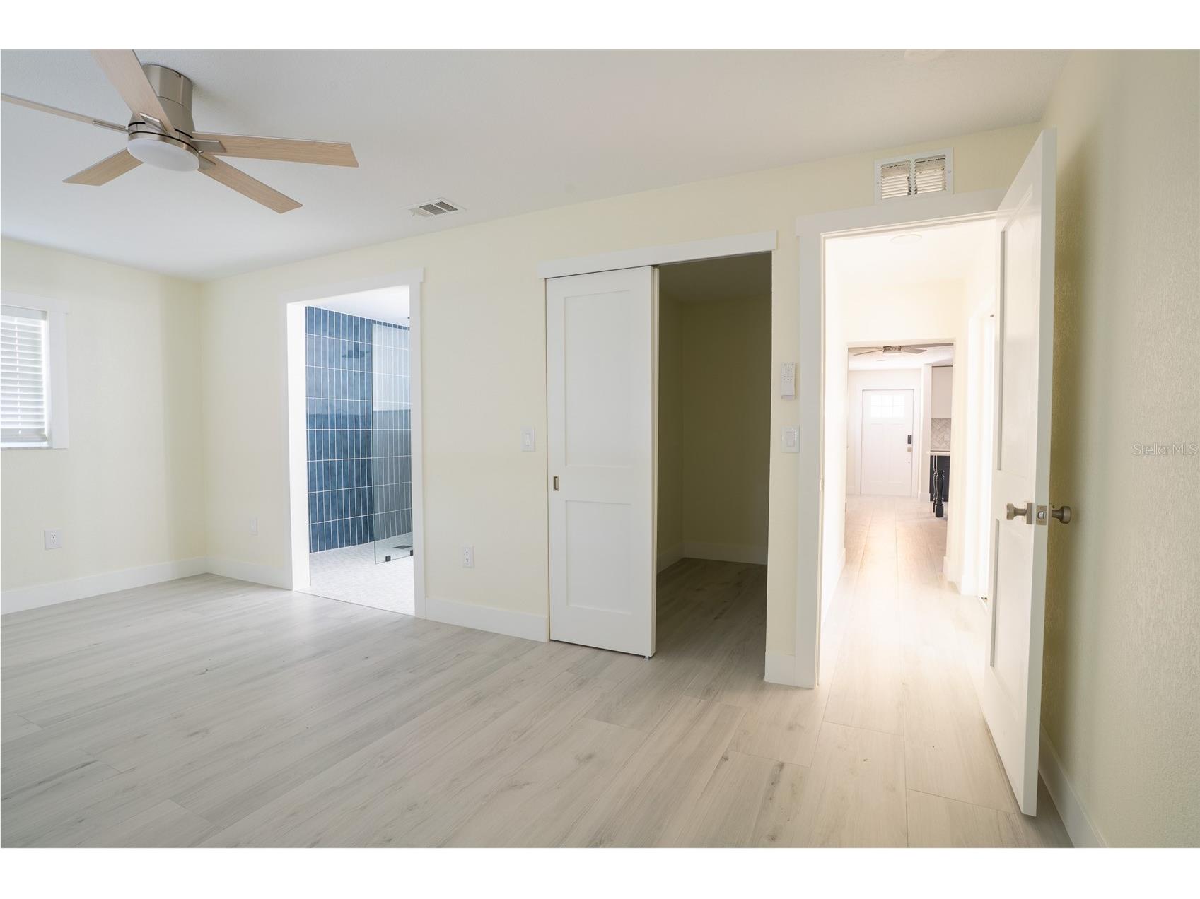 300 84th Avenue NE Saint Petersburg FL 33702 TB8492334 image14