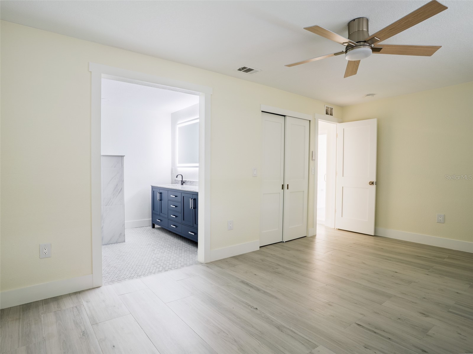 300 84th Avenue NE Saint Petersburg FL 33702 TB8492334 image15