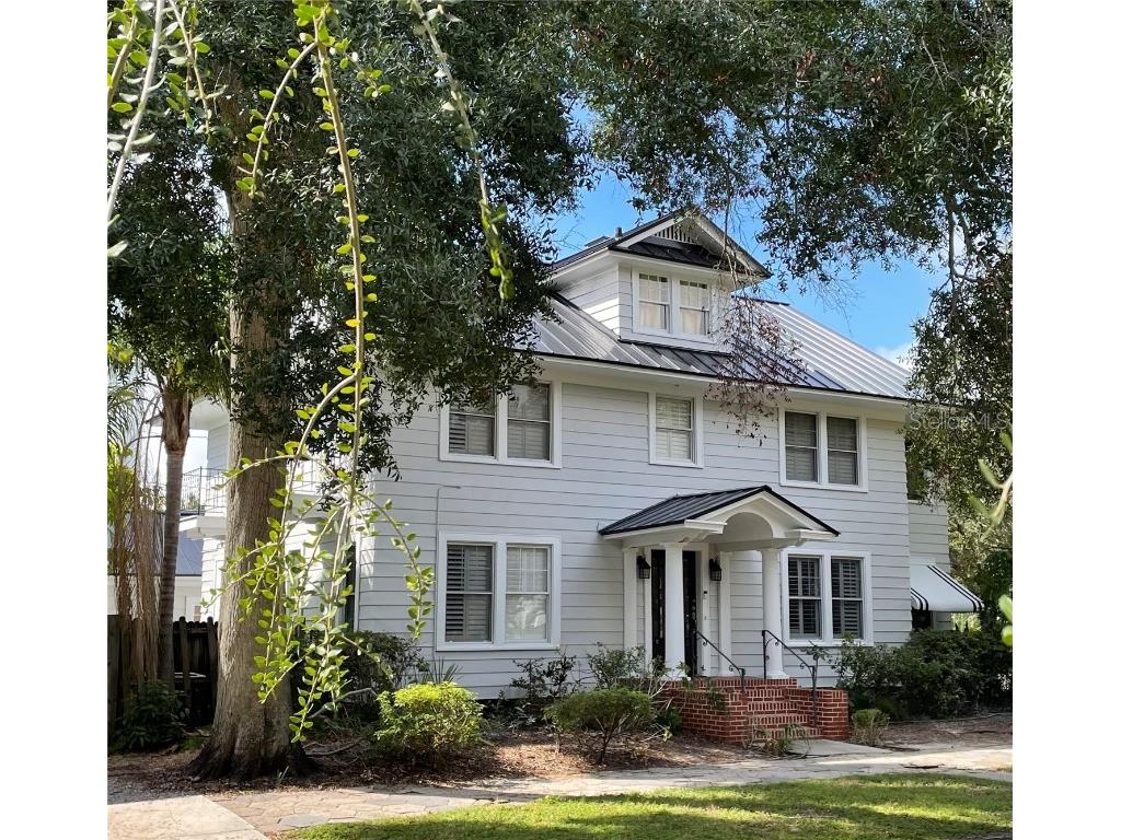 300 8th Avenue NE Saint Petersburg FL 33701 U8228944 image1