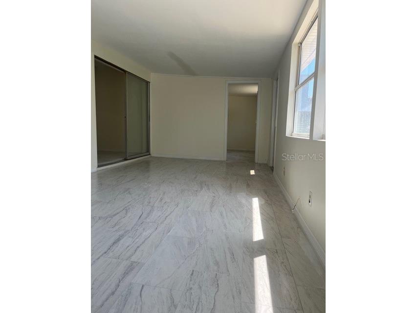 300 94th Avenue N Saint Petersburg FL 33702 TB8491603 image10