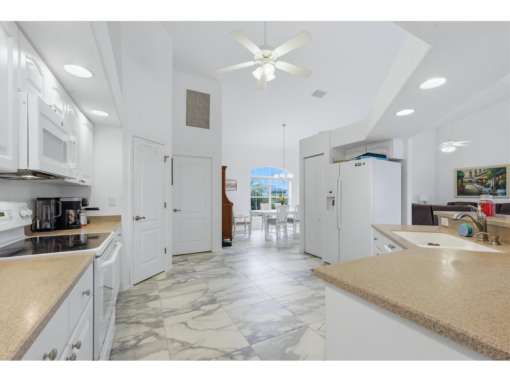 300 Baytree Drive Rotonda West FL 33947 D6146641 image15