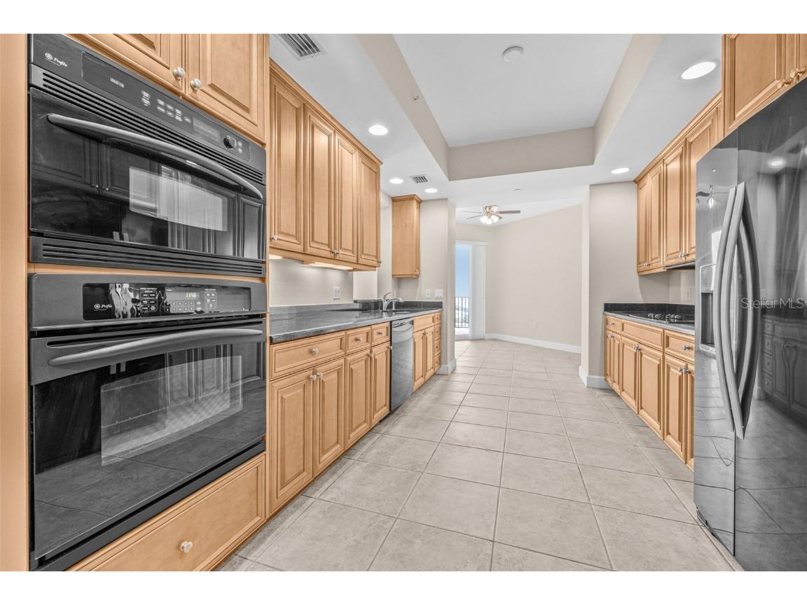 300 Beach Drive NE #1504 Saint Petersburg FL 33701 TB8420033 image18