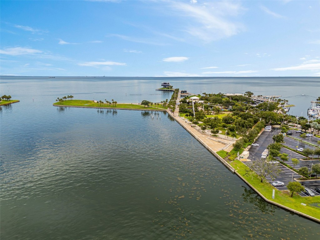 300 Beach Drive NE #1504 Saint Petersburg FL 33701 TB8420033 image5