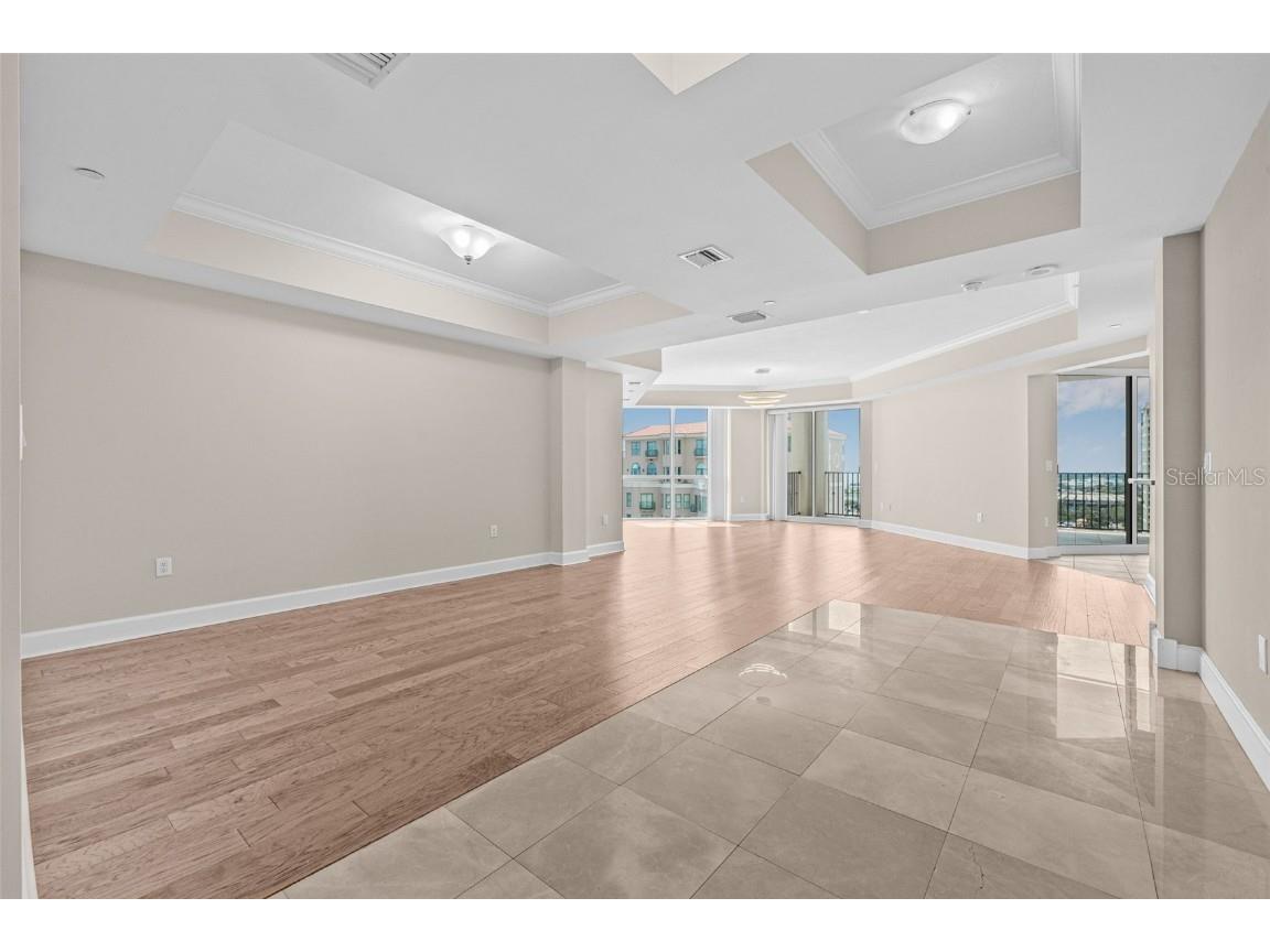 300 Beach Drive NE #1504 Saint Petersburg FL 33701 TB8420033 image7