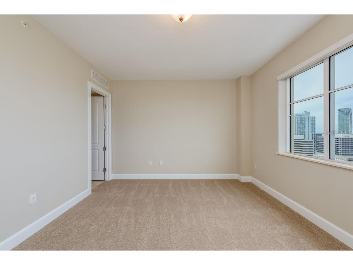 300 Beach Drive NE #2601 Saint Petersburg FL 33701 - TAMPA BAY TB8415539 image41