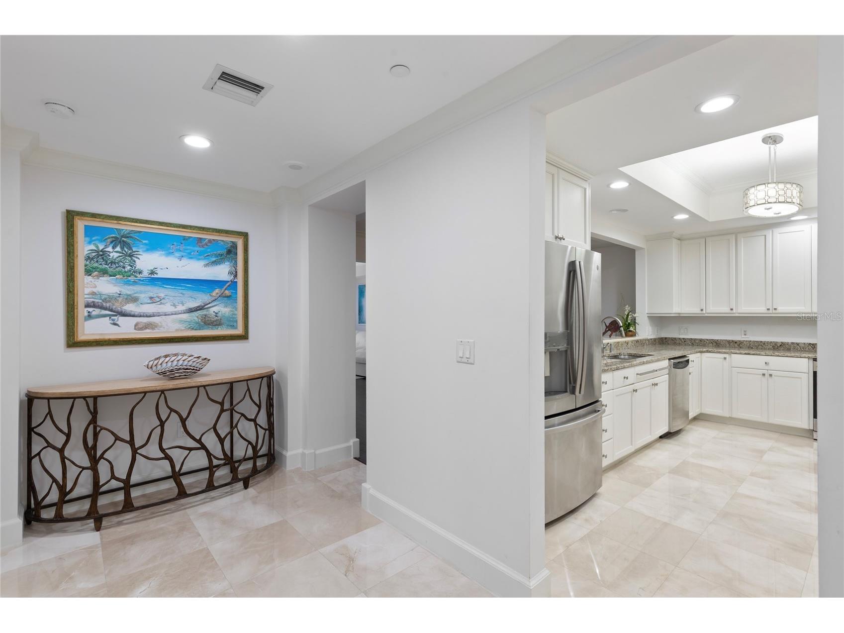 300 Beach Drive NE #302 Saint Petersburg FL 33701 TB8489597 image11