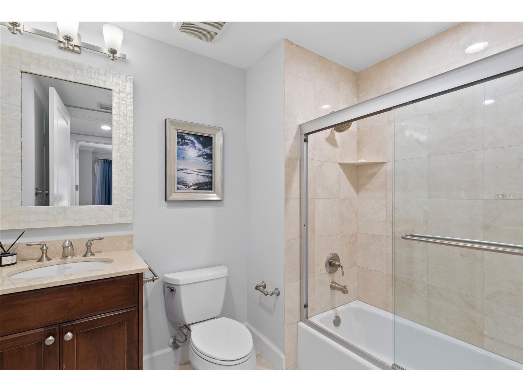 300 Beach Drive NE #302 Saint Petersburg FL 33701 TB8489597 image22