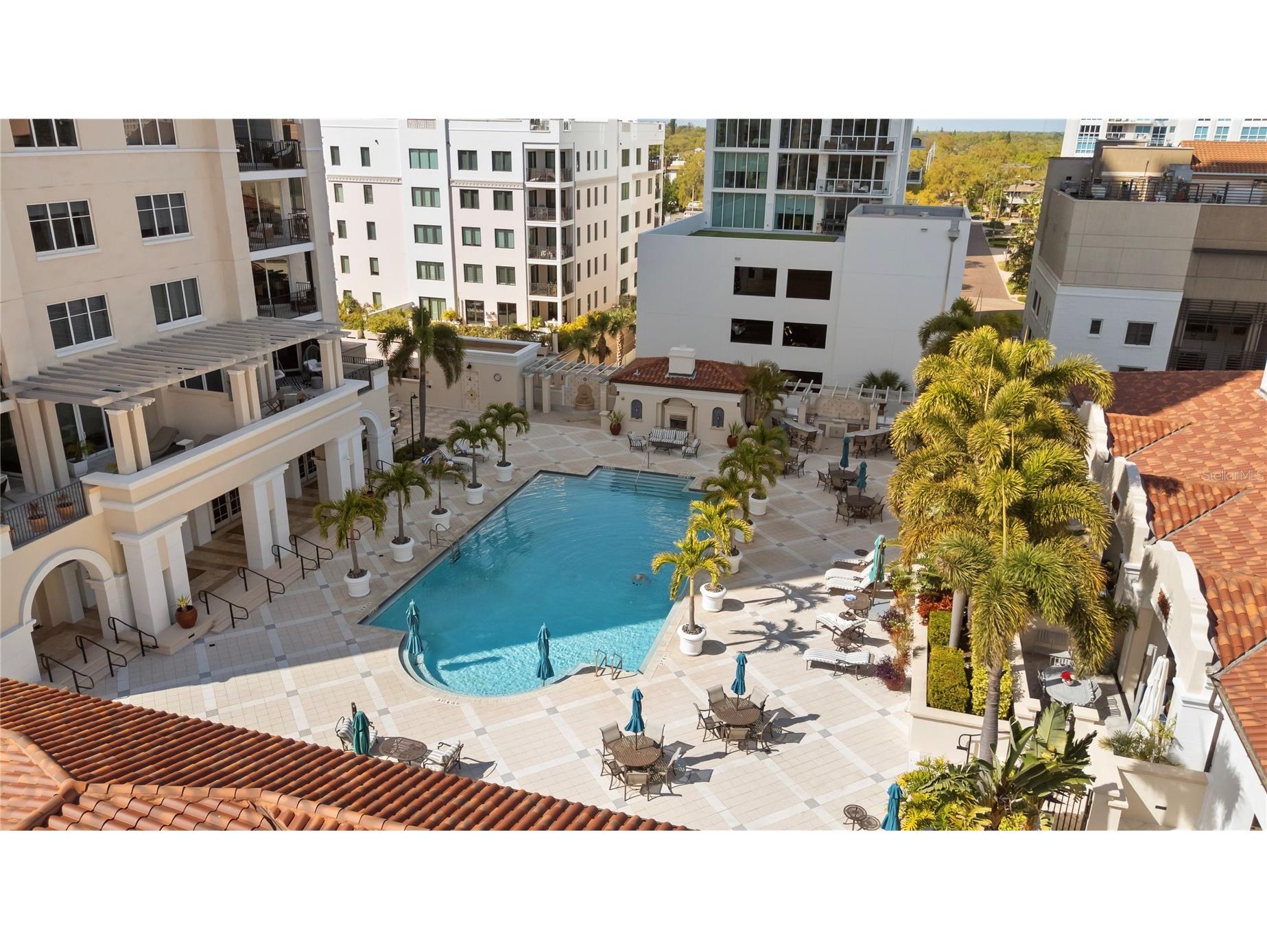 300 Beach Drive NE #302 Saint Petersburg FL 33701 TB8489597 image3