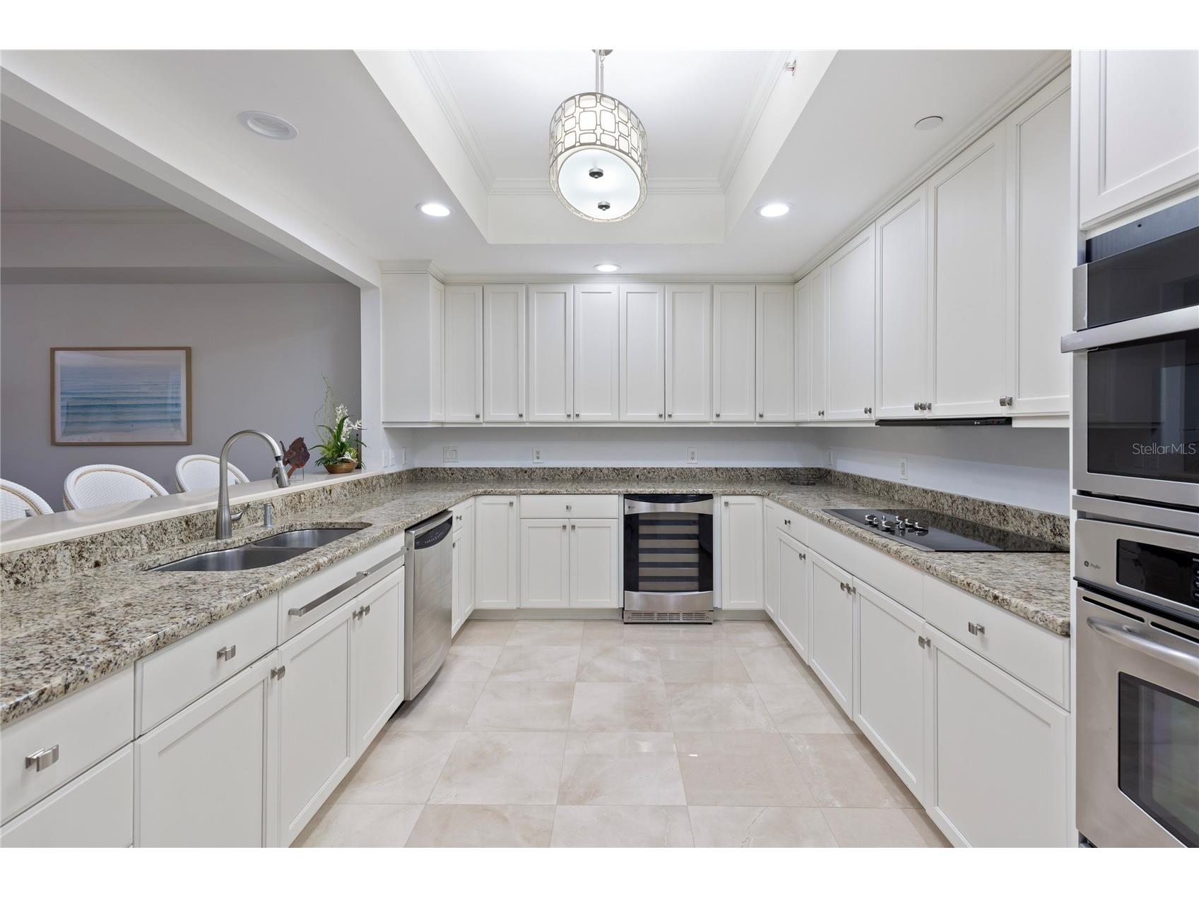 300 Beach Drive NE #302 Saint Petersburg FL 33701 TB8489597 image4