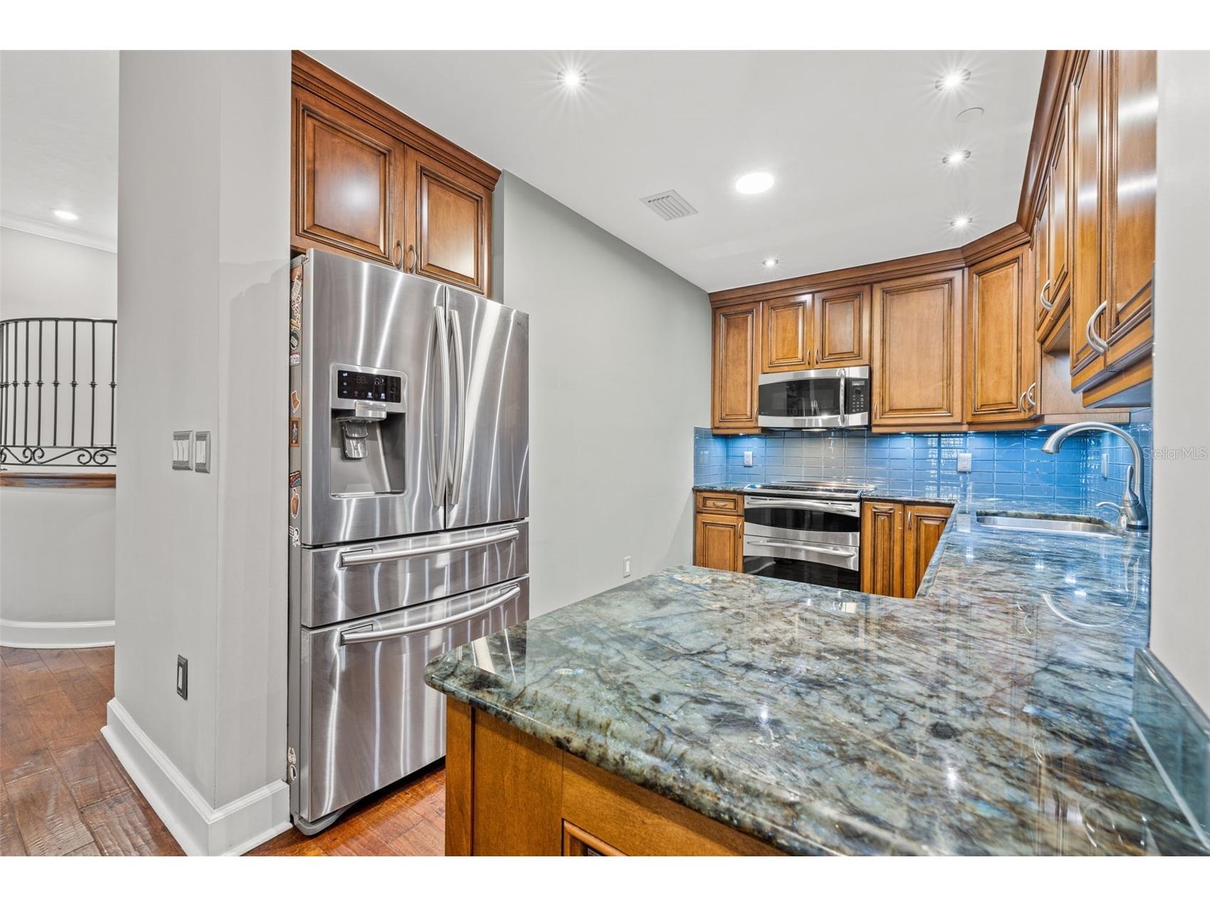 300 Beach Drive NE #305 Saint Petersburg FL 33701 TB8512988 image10