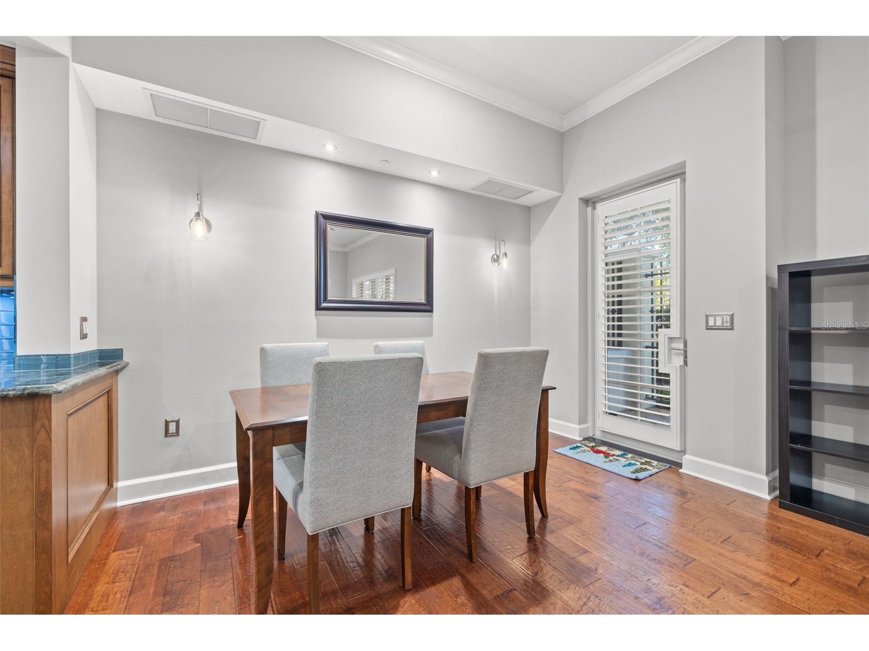 300 Beach Drive NE #305 Saint Petersburg FL 33701 TB8512988 image8