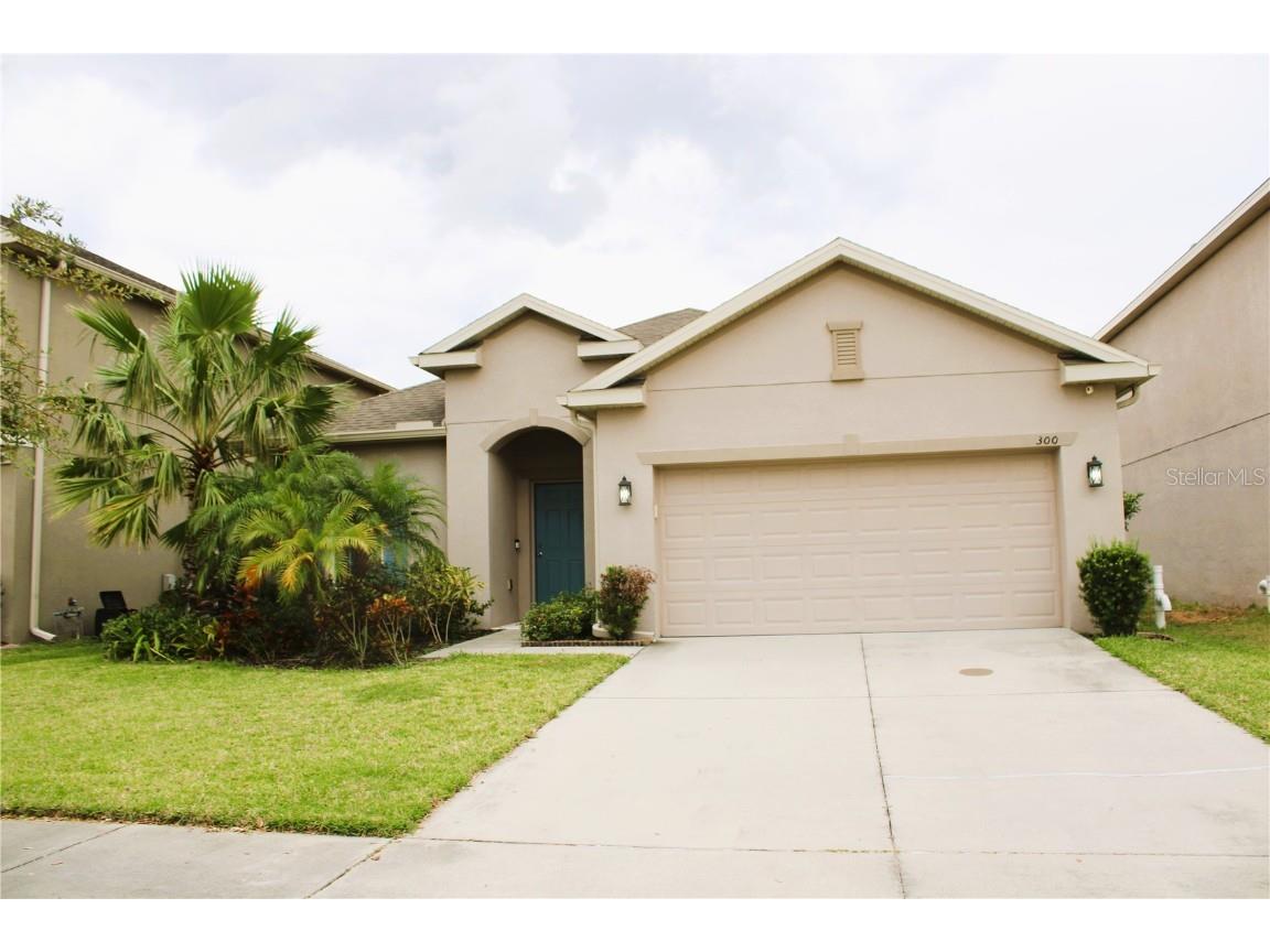 300 Blue Cypress Drive Groveland FL 34736 O6065965 image1